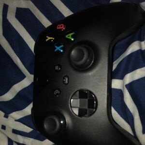 Black Wireless Gaming Controller